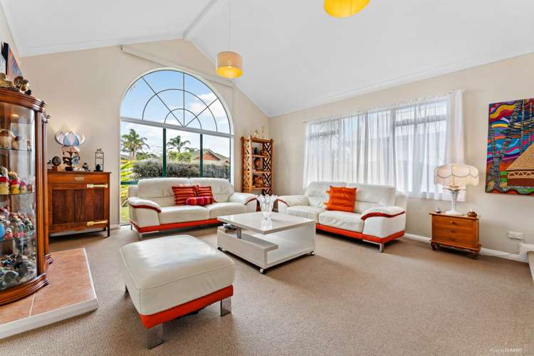 30 Lothian Brae Wattle Downs_2