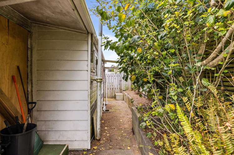 69 Grey Street Waitara_9