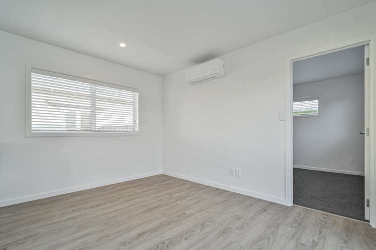 300 Willowpark Road South Hastings_13