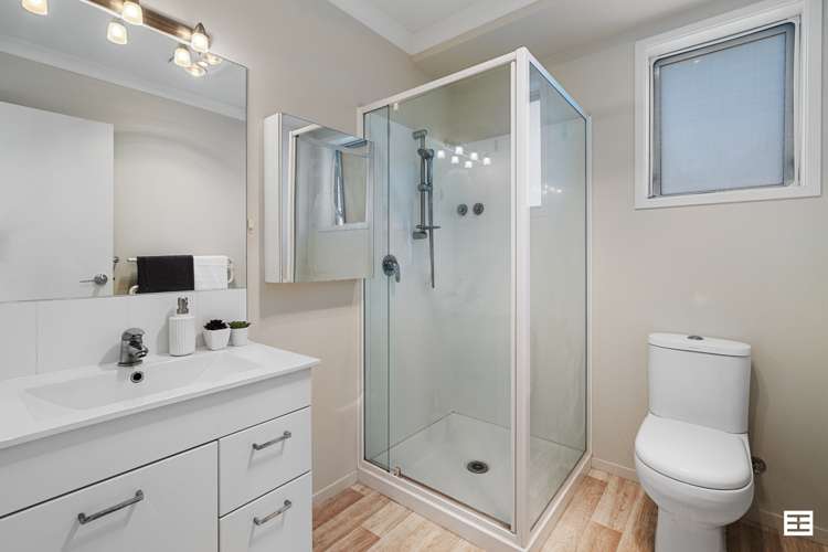 170 Ballintoy Park Drive Welcome Bay_16