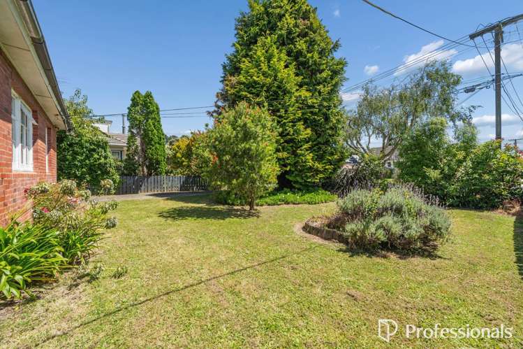 62 Waddington Drive Naenae_16