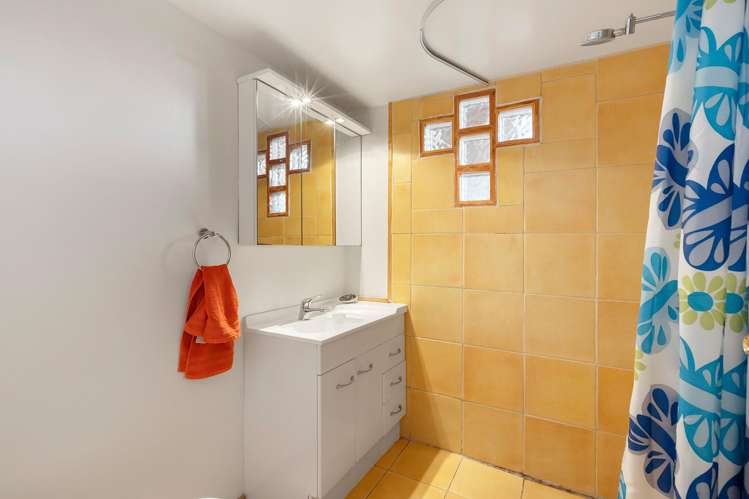 69 High Street Island Bay_13