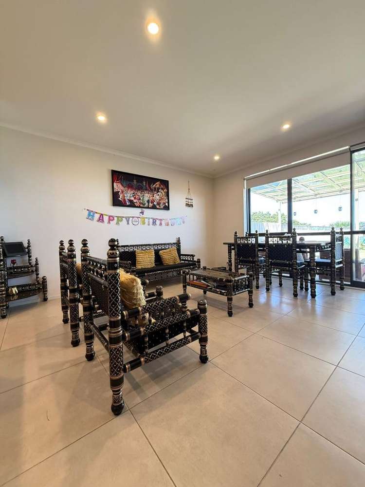 90 Matairangi Avenue Totara Heights_4