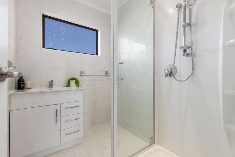 4 Kirkcaldie Grove Levin_9