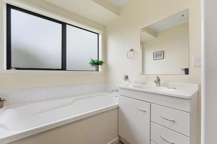 1 Forbes Road Foxton Beach_12