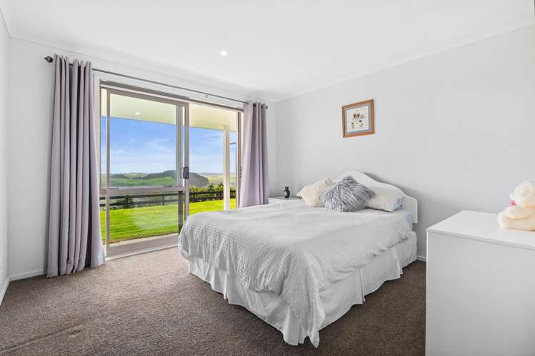 1518 Old North Road Helensville_18