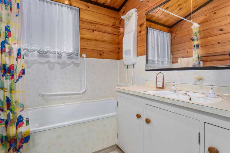 6 Blundell Avenue Kawerau_14