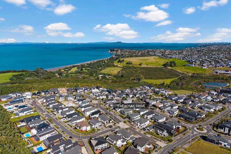 5 Headsail Drive Long Bay_29