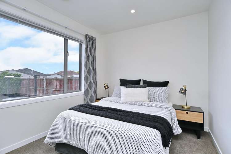 25 Dunstan Crescent Hornby_19