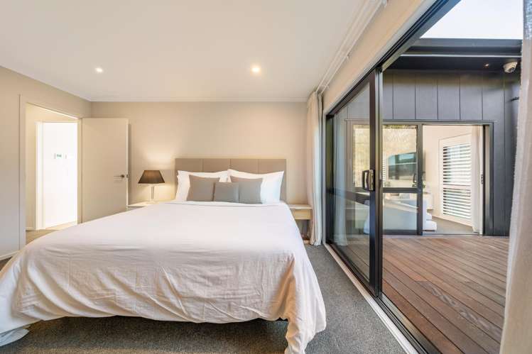 12 Kaiaho Close Aotea_16