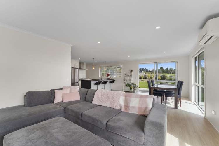 9 Carmello Grove Richmond_14