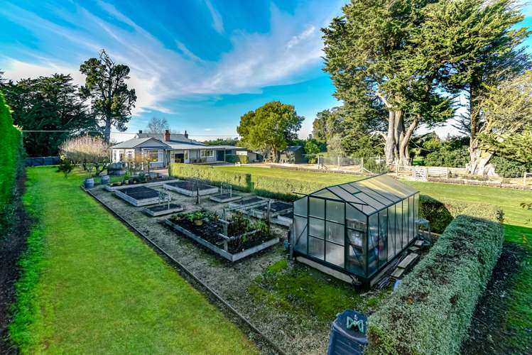 145 Greendale Road Darfield_19