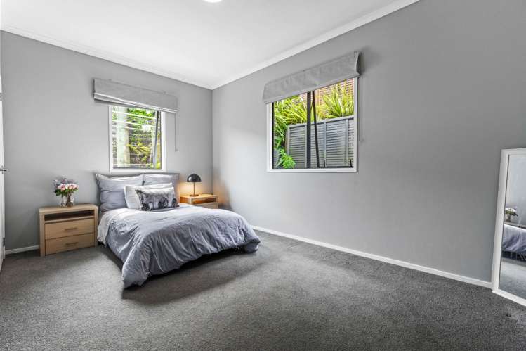 20 Greenbough Lane Greenhithe_23