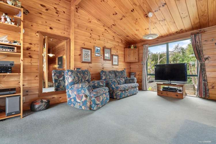 9 Omana Heights Drive Maraetai_14