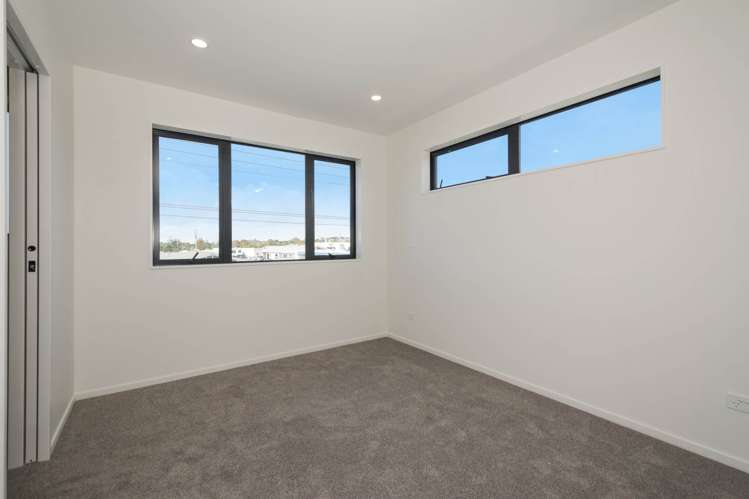 A/208 Archers Road Glenfield_9