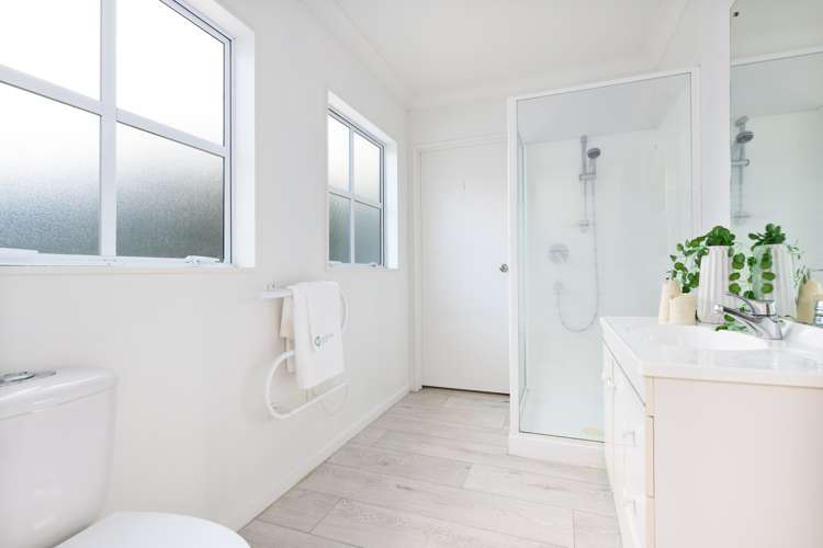 14 Belleaire Court West Harbour_11