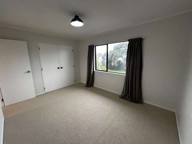 26 Gordon Road 11229_4
