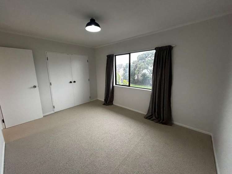 26 Gordon Road 11229_4