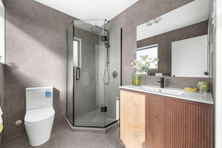 2/21 Valonia Street New Windsor_12