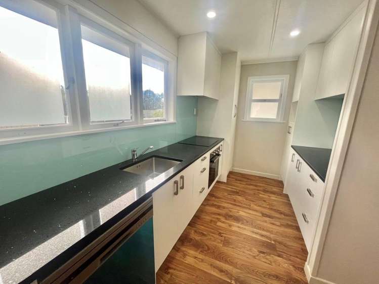 57 Beaubank Road Kelston_8