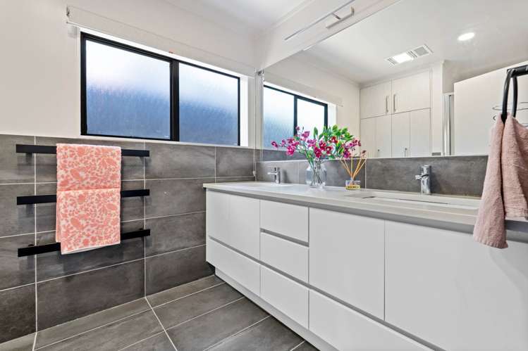 5 Ponderosa Drive Oteha_29