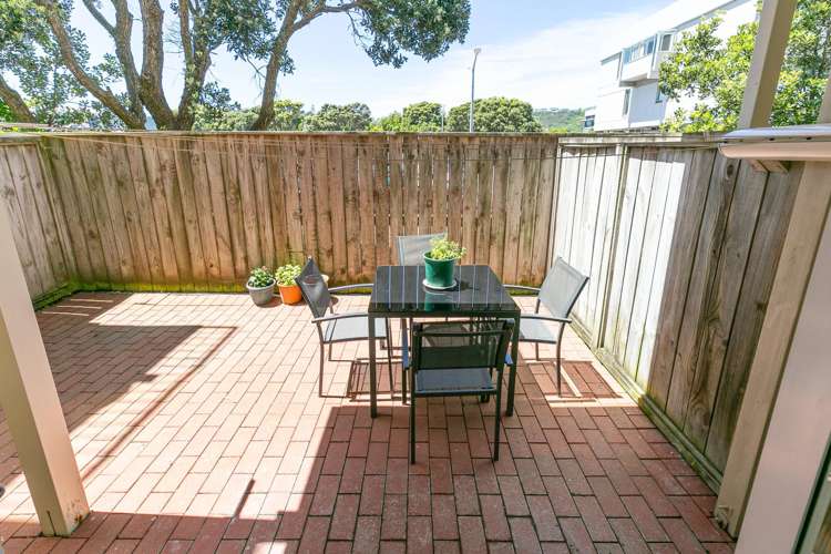 41/305 Evans Bay Parade Hataitai_7