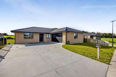 1 Macbeth Street_1