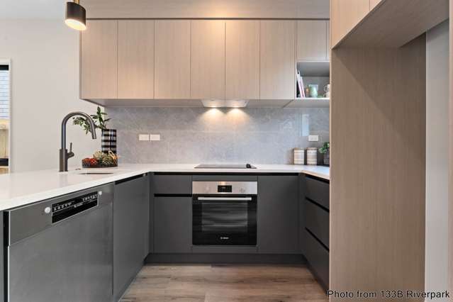 133C&D Riverpark Crescent Henderson_3