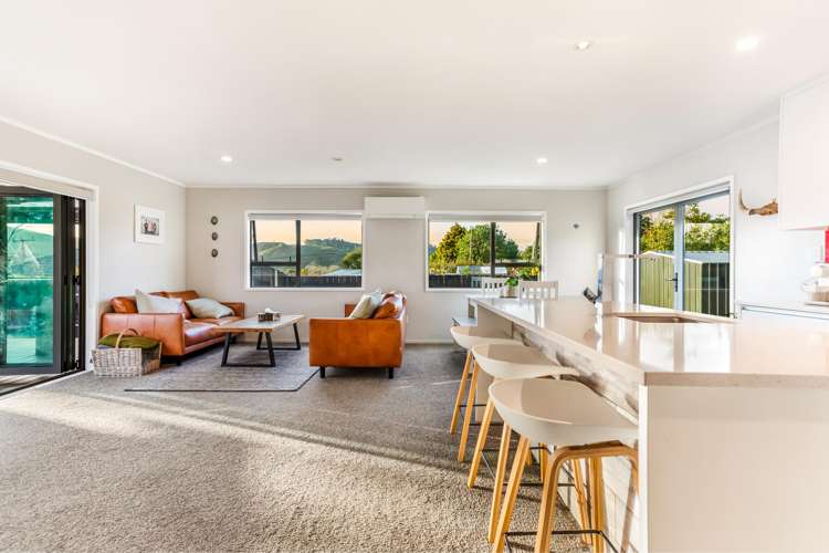 31 Cambridge Road Riverhead_8