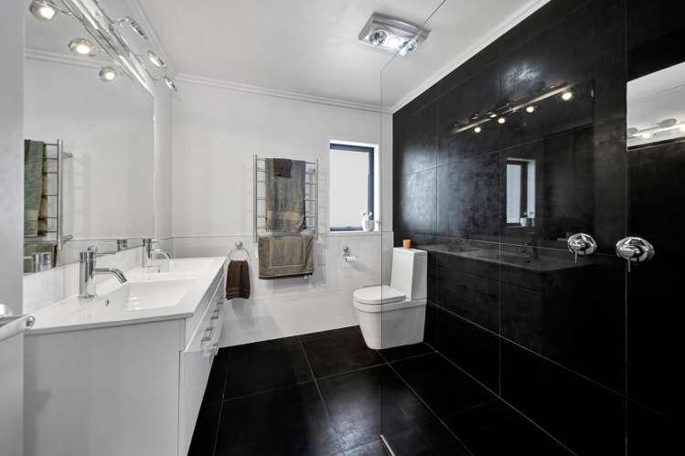 506 Egmont Road Hillsborough_18