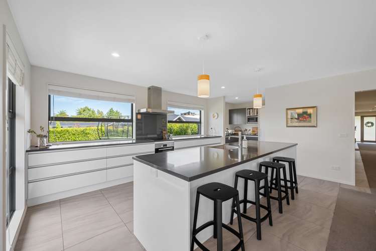 5 Avignon Place Fairhall_9