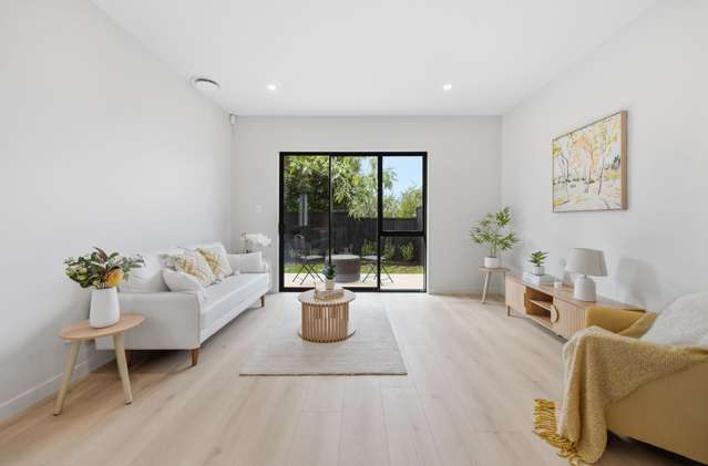 Entry-Level Rangi Zone Living