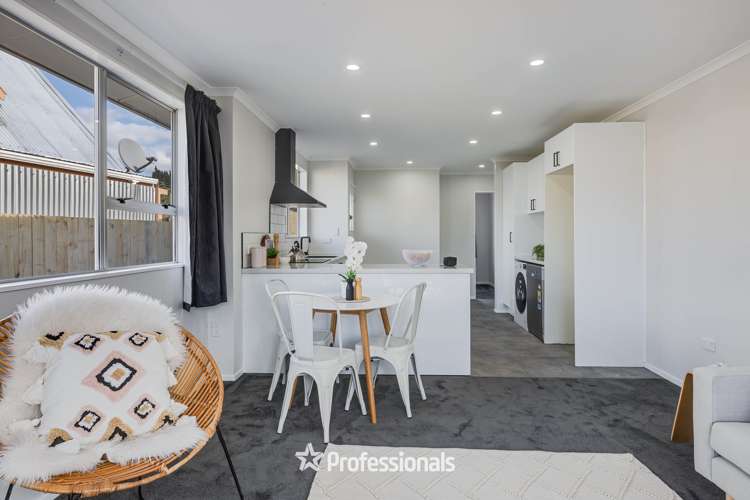 2/56 Ward Street Trentham_4