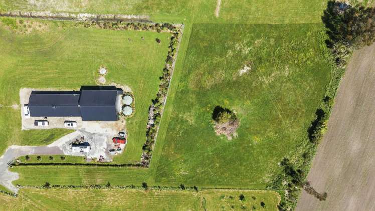 46 Parerohi Grove Pukawa_8