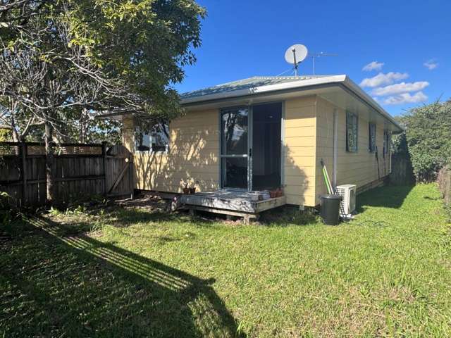 Family Friendly Home in Massey