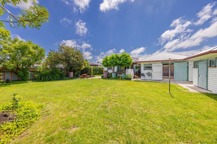 504 Avenue Road West Hastings_18