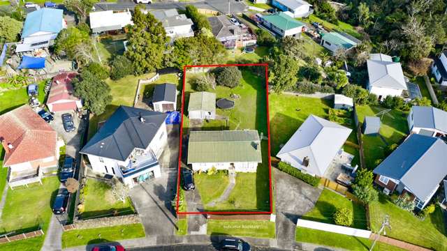 8 Glen Marine Parade Glendene_1