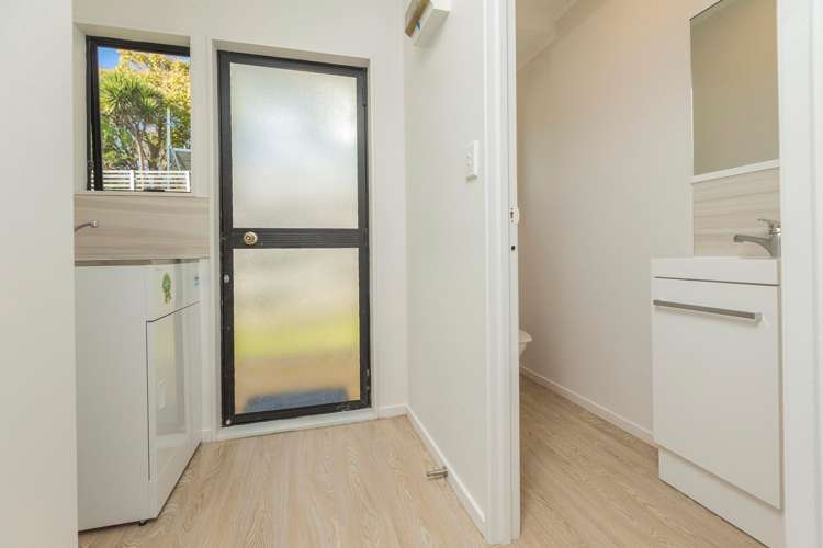 2/27 Richards Avenue Forrest Hill_15