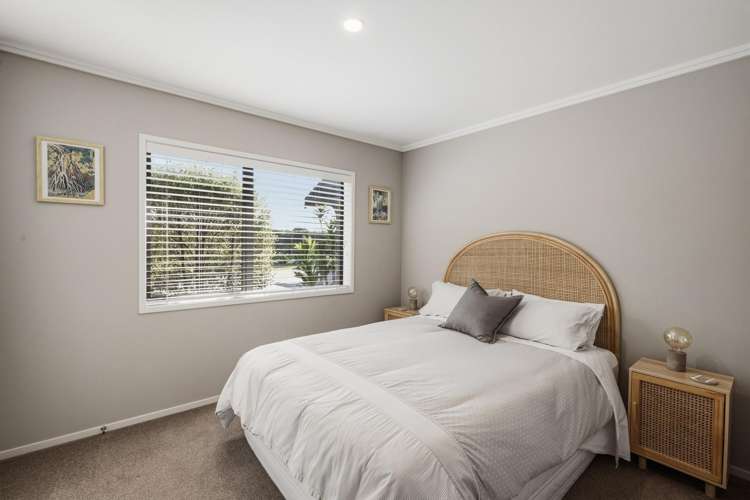 3 Sarona Park Drive Omanawa_11