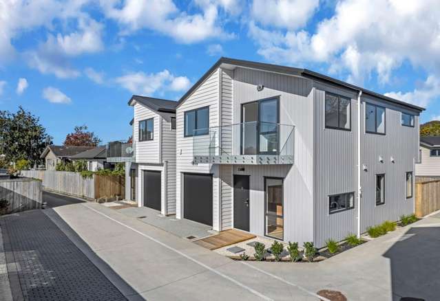 Modern 4 Bedroom Home in Ranui