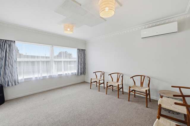 21 Russell Road Fairy Springs_2