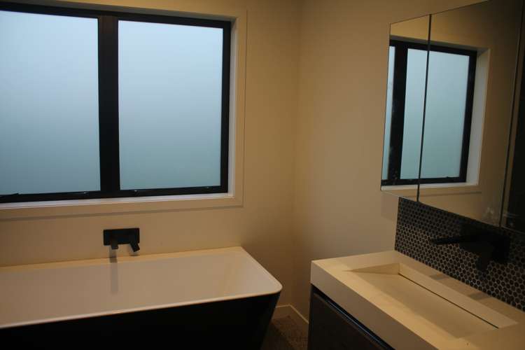 239 Houchens Road Glenview_16