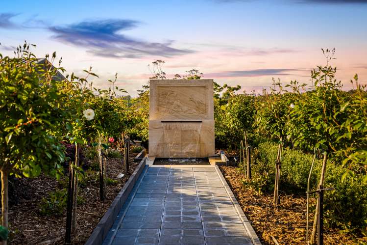 13 Myra Evelyn Grove Dairy Flat_10