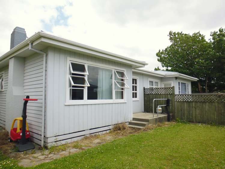 417 Gascoigne Street Raureka_1