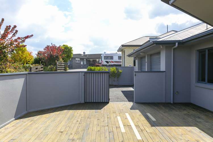 2/94 Harvey Street Waipahihi_25