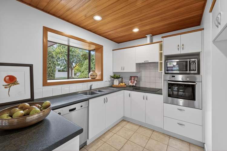 196 Hawthornden Road Avonhead_1