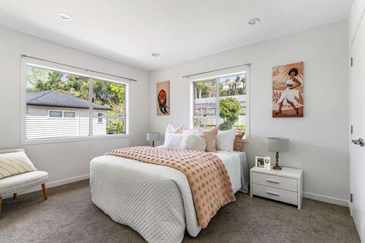 16 Dunraven Place Torbay_18