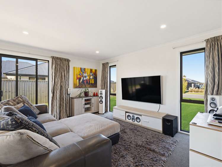 54 Sandhurst Drive_5