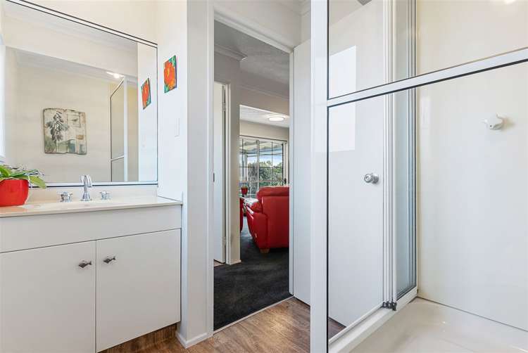 65 Aviemore Drive Highland Park_9