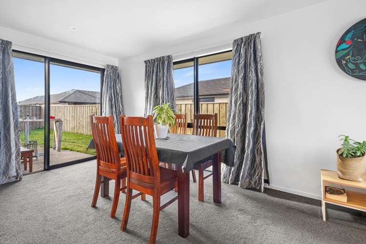 19 Henshaw Street Woodend_2